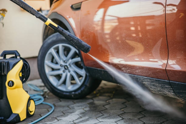 Best Sidewalk Pressure Washing  in Desnso, CA